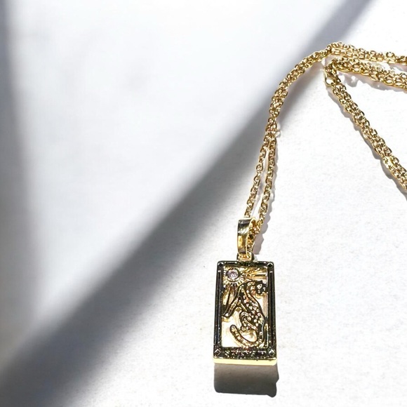 Vintage Styled Gold Tarot Necklace Sign For Strength - Picture 2 of 6